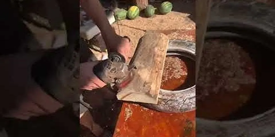 Bandingkan teknik pembuatan patung dengan cara carving dan dengan cara konstruksi